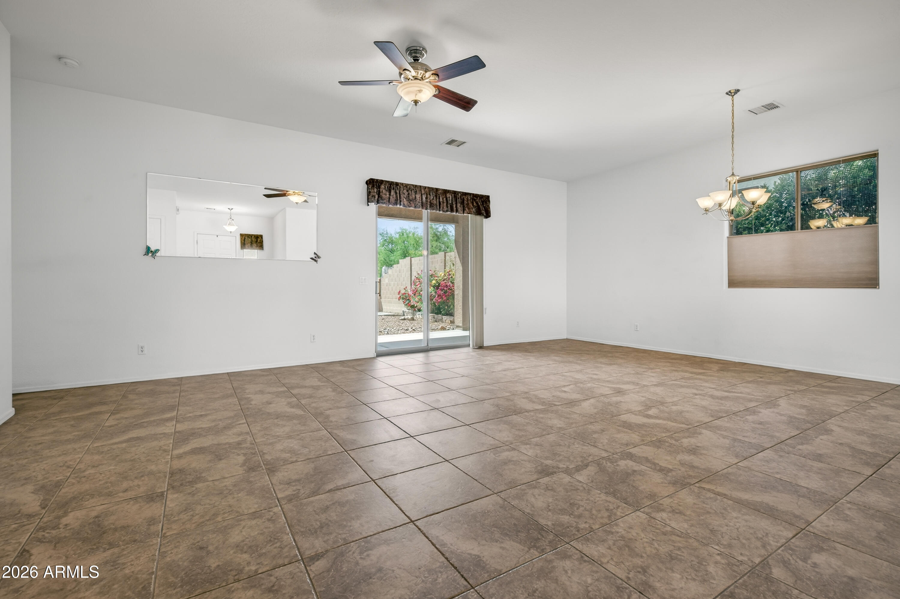 VERDE CLIFFS - Residential