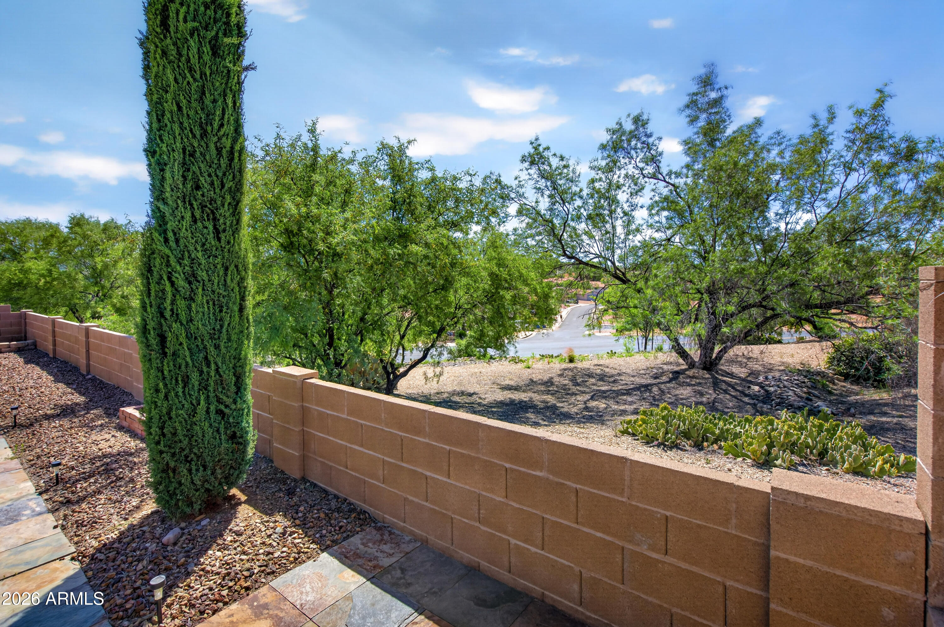 VERDE CLIFFS - Residential