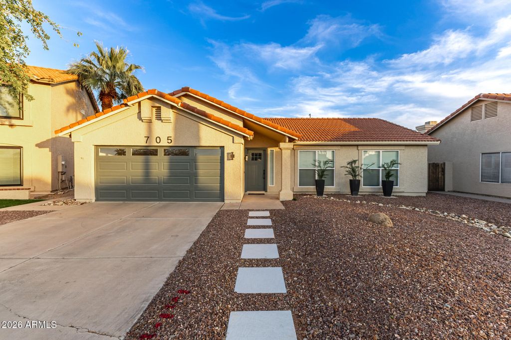 Photo of 705 S Monterey Street, Gilbert, AZ 85233 (MLS # 6990666)