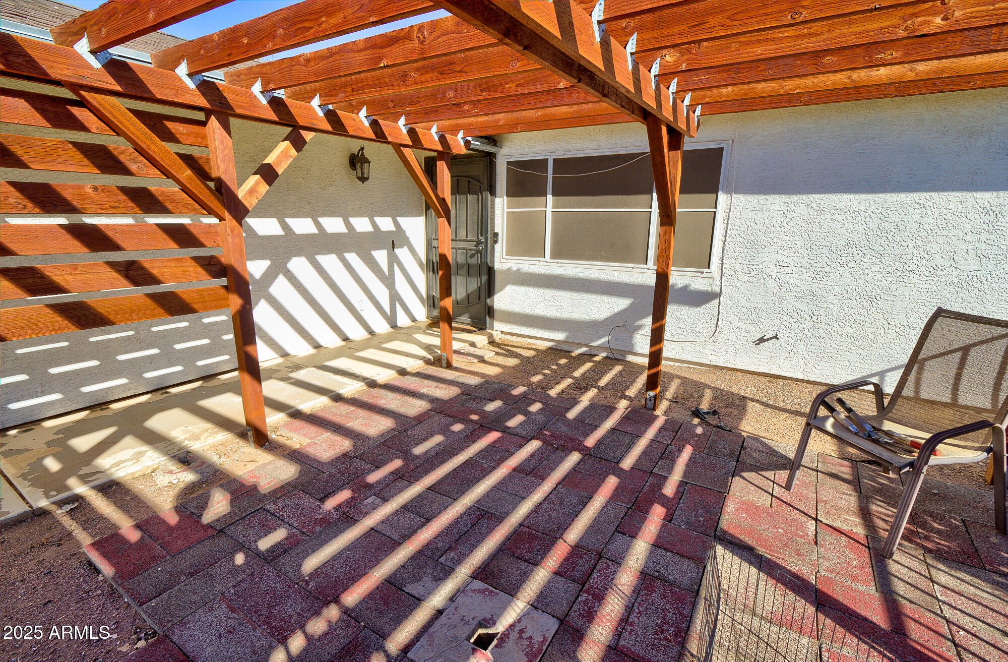 8580 W MISSION HILLS Drive