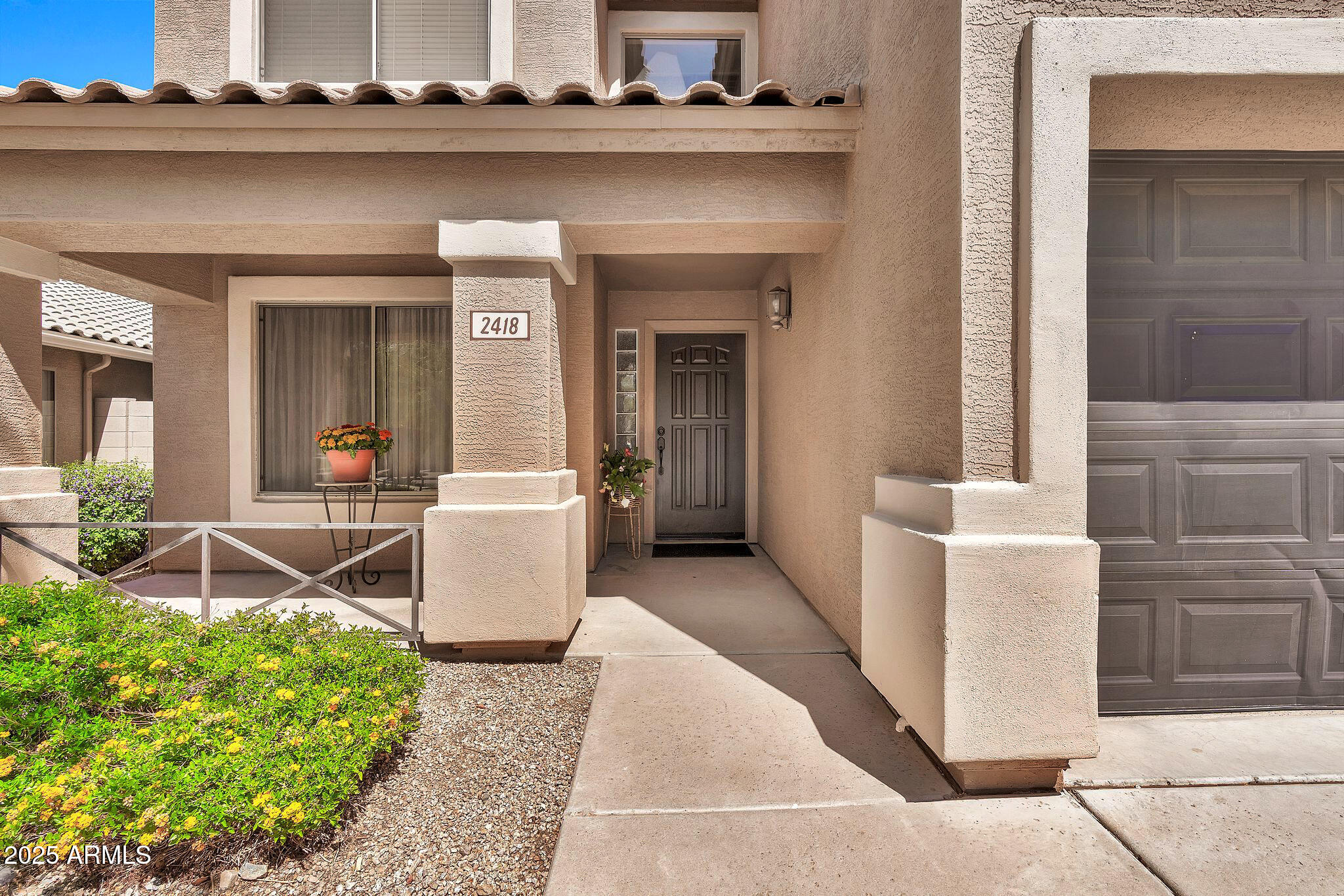 2418 W White Feather Lane