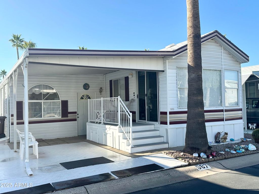 Photo of 587 S Jaspar Drive #587, Apache Junction, AZ 85119 (MLS # 6951505)