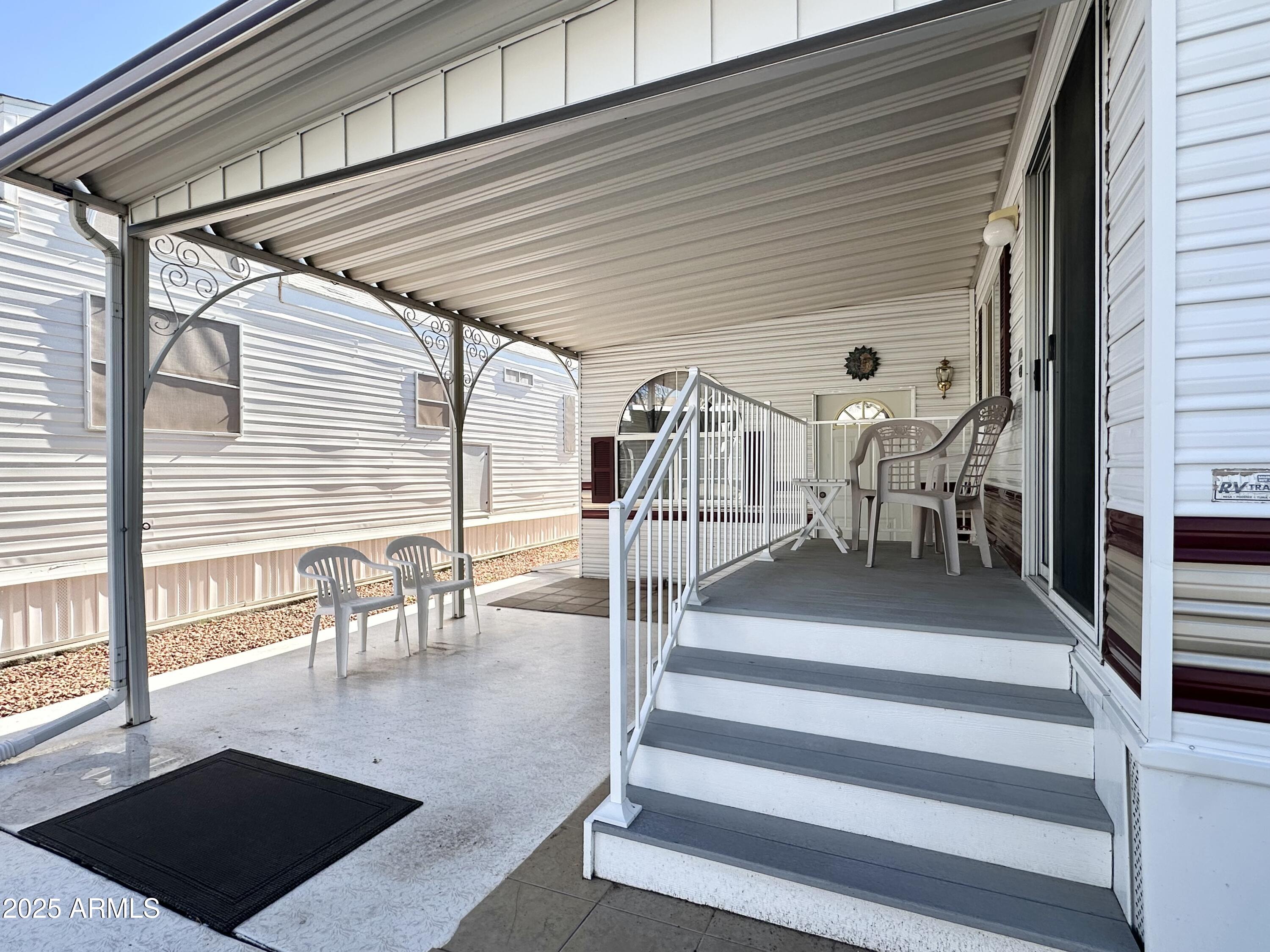 587 S JASPAR Drive 587