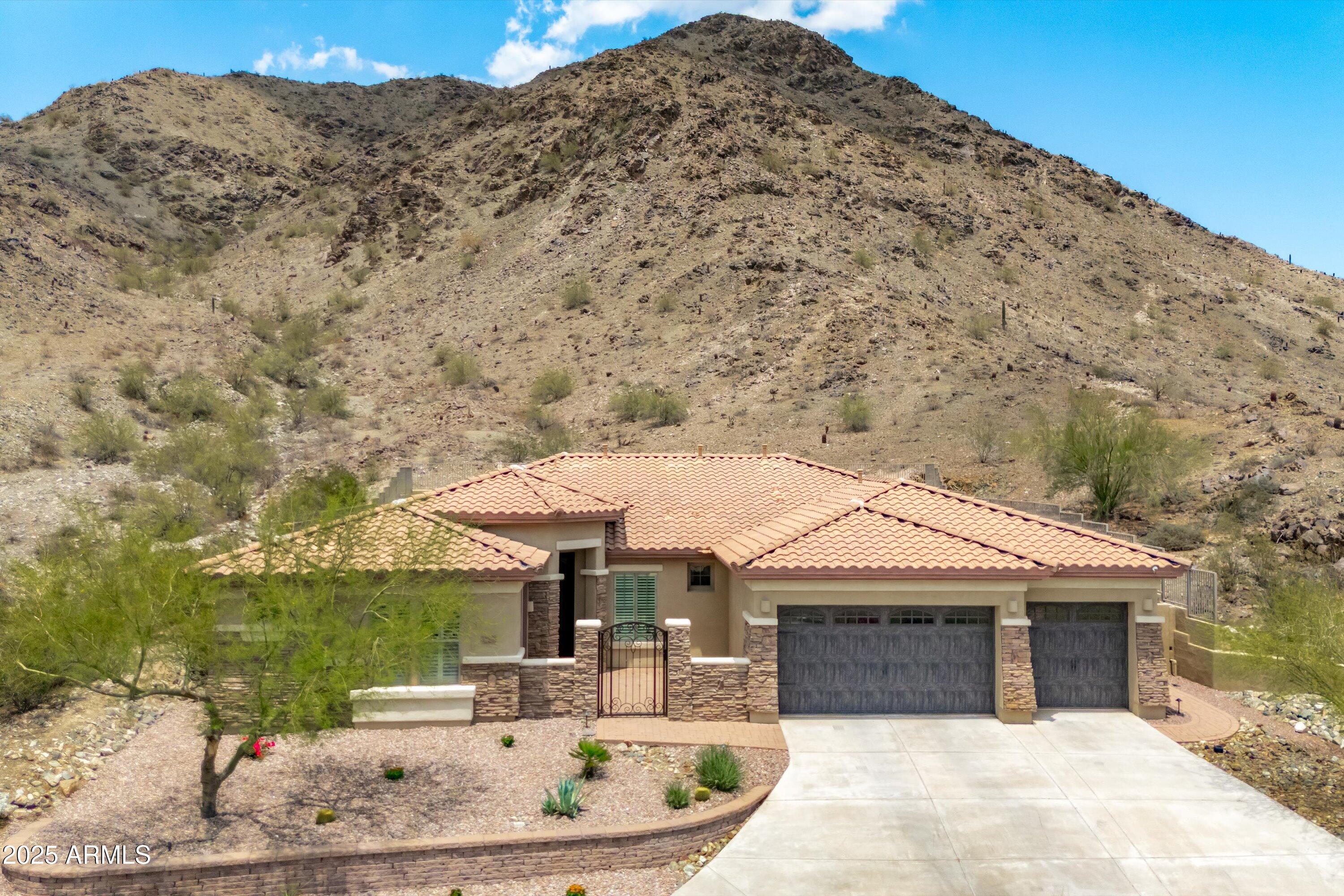 2722 W HIDDENVIEW Drive