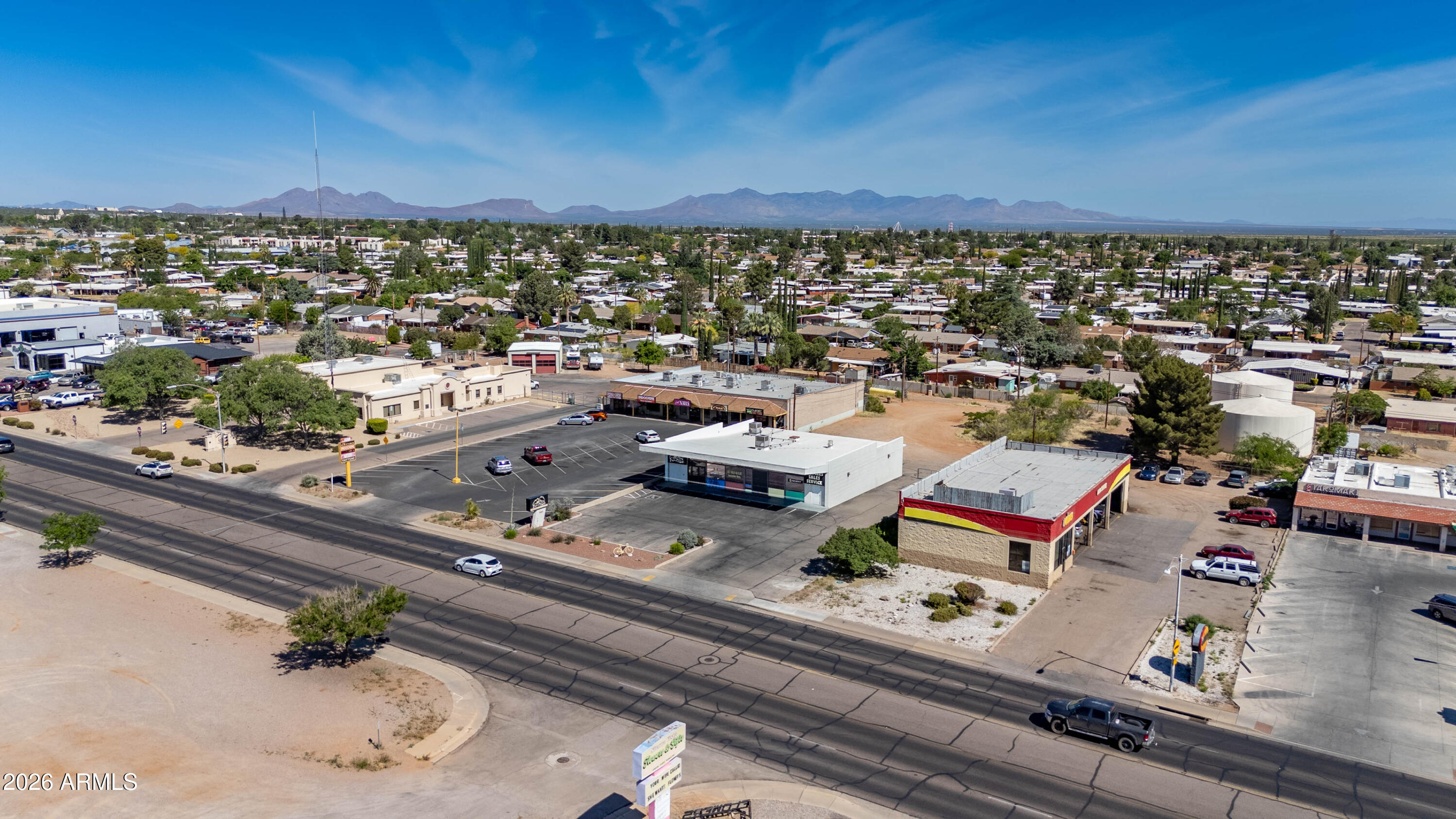 1301 E FRY Boulevard