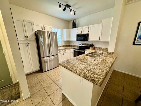 Photo of 16013 S Desert Foothills Parkway #1092, Phoenix, AZ 85048 (MLS # 7005722)