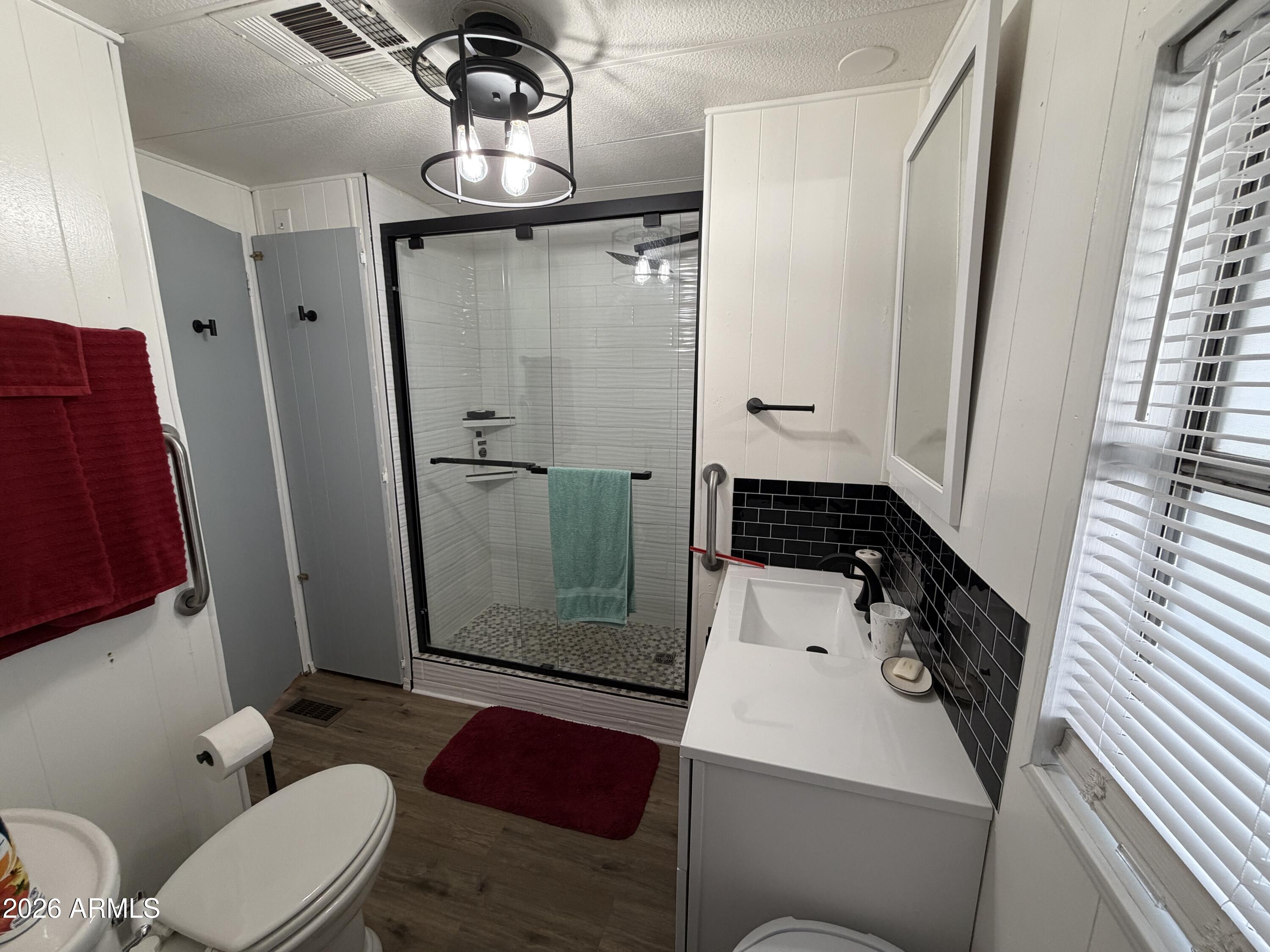 4065 E University Drive 230