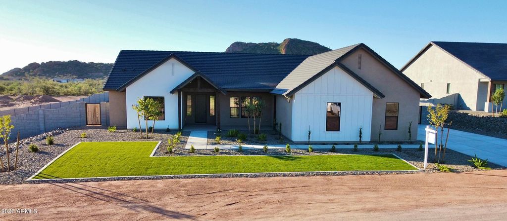 Photo of 1579 W Lucky Lane, Queen Creek, AZ 85144 (MLS # 6969083)