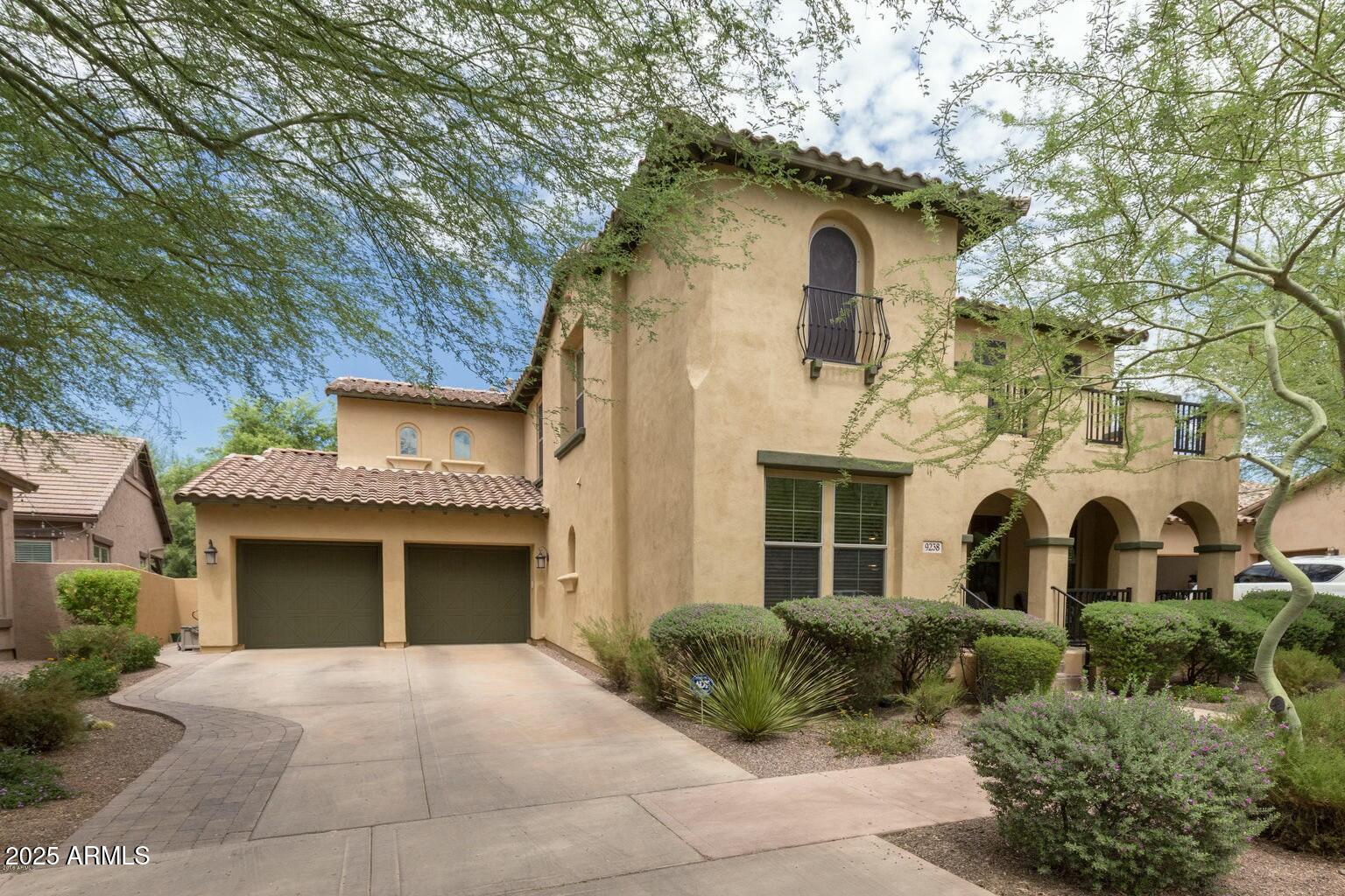 9238 E VIA DE VAQUERO Drive