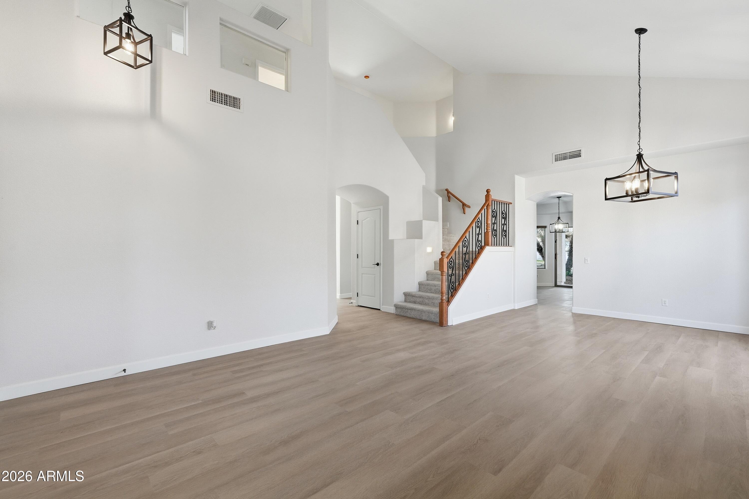 Properties 2 1491 W BLUE RIDGE Way