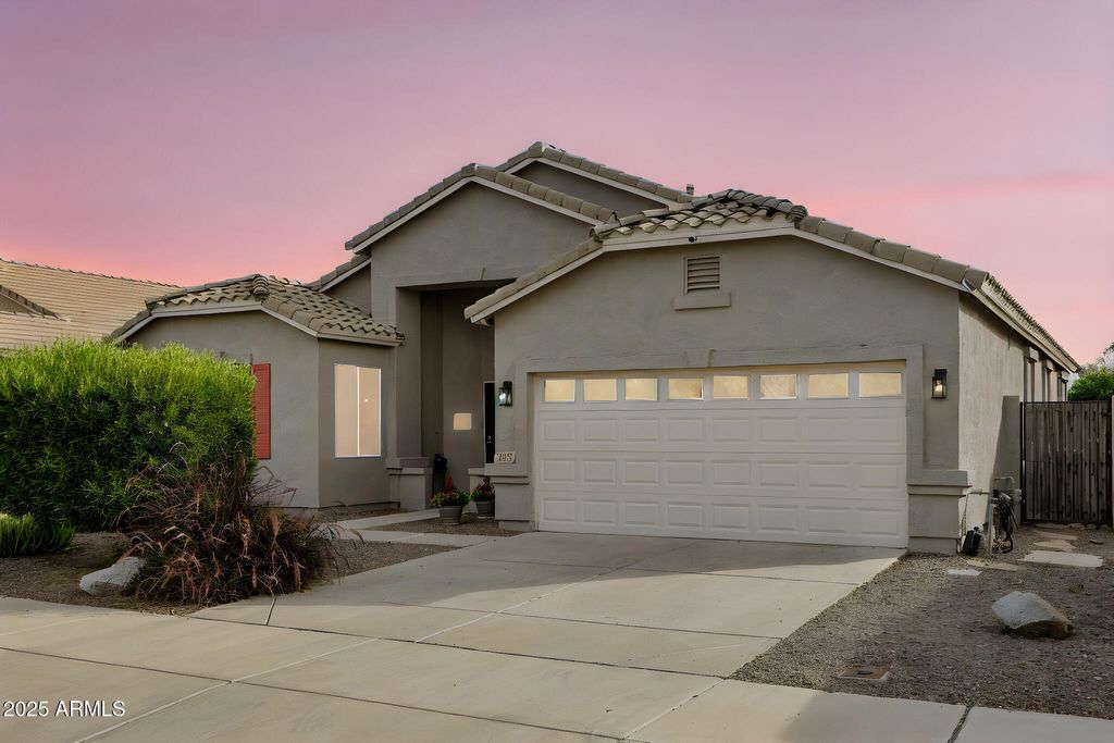 Photo of 21615 E Camina Plata, Queen Creek, AZ 85142 (MLS # 6948019)