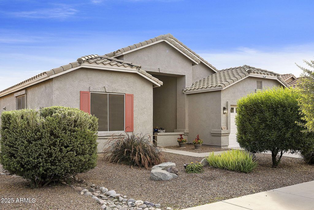 Photo of 21615 E Camina Plata, Queen Creek, AZ 85142 (MLS # 6948019)
