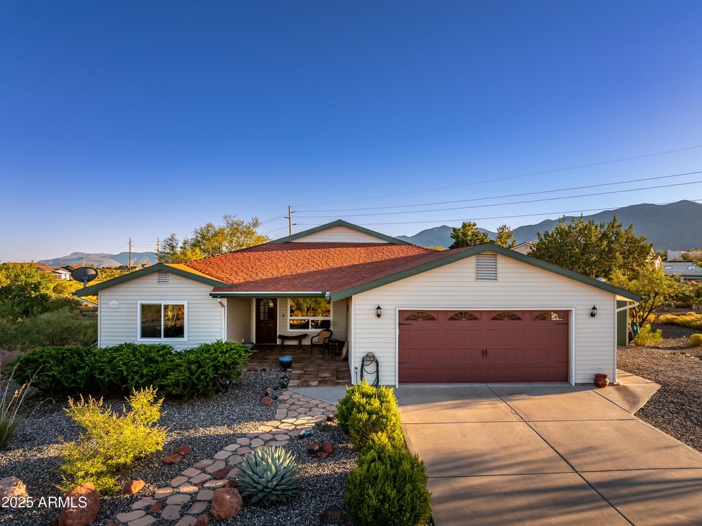 Photo of 2370 S Vista Ventana Drive, Cottonwood, AZ 86326 (MLS # 6935282)