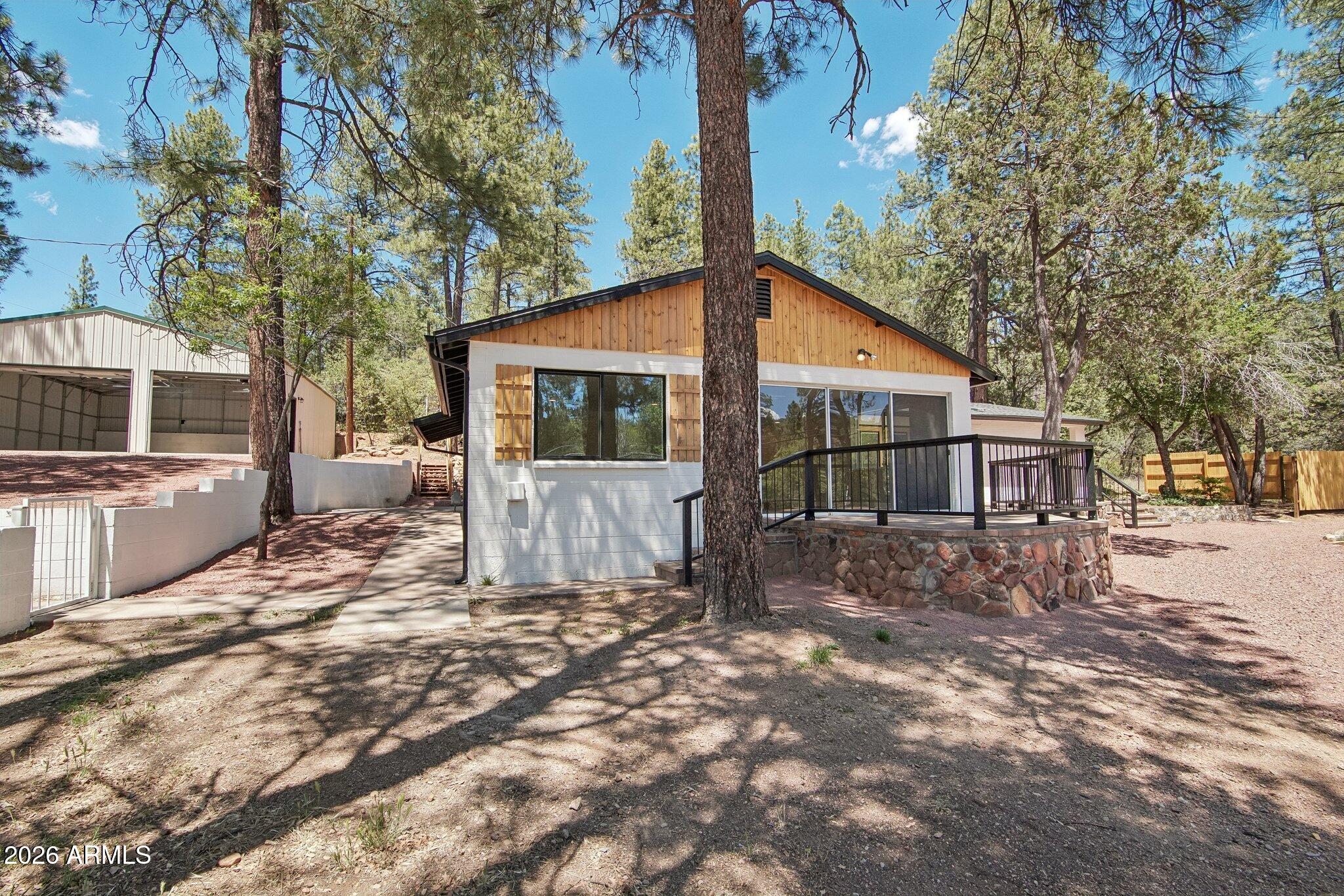 8324 W FOSSIL CREEK Road