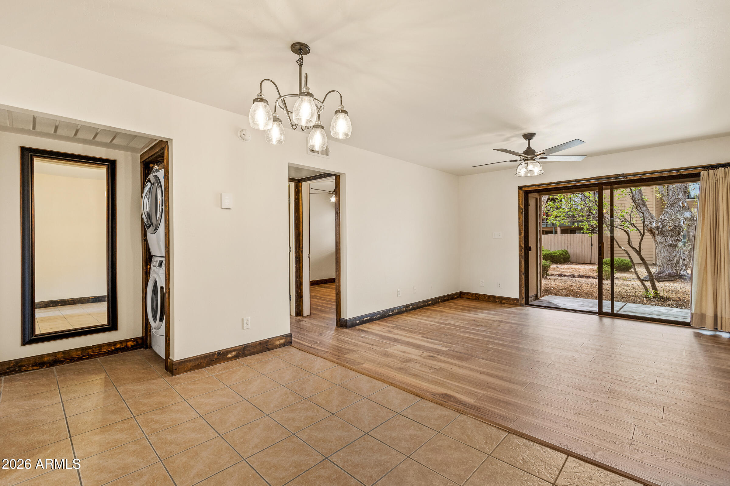 3200 S Litzler Drive 21-131