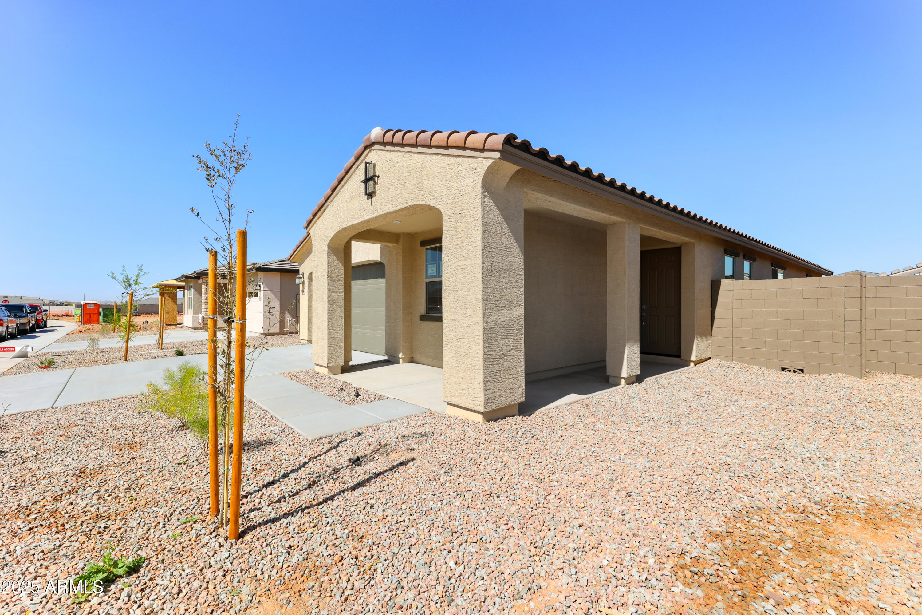 Search Homes 1 37582 W SAN CLEMENTE Street