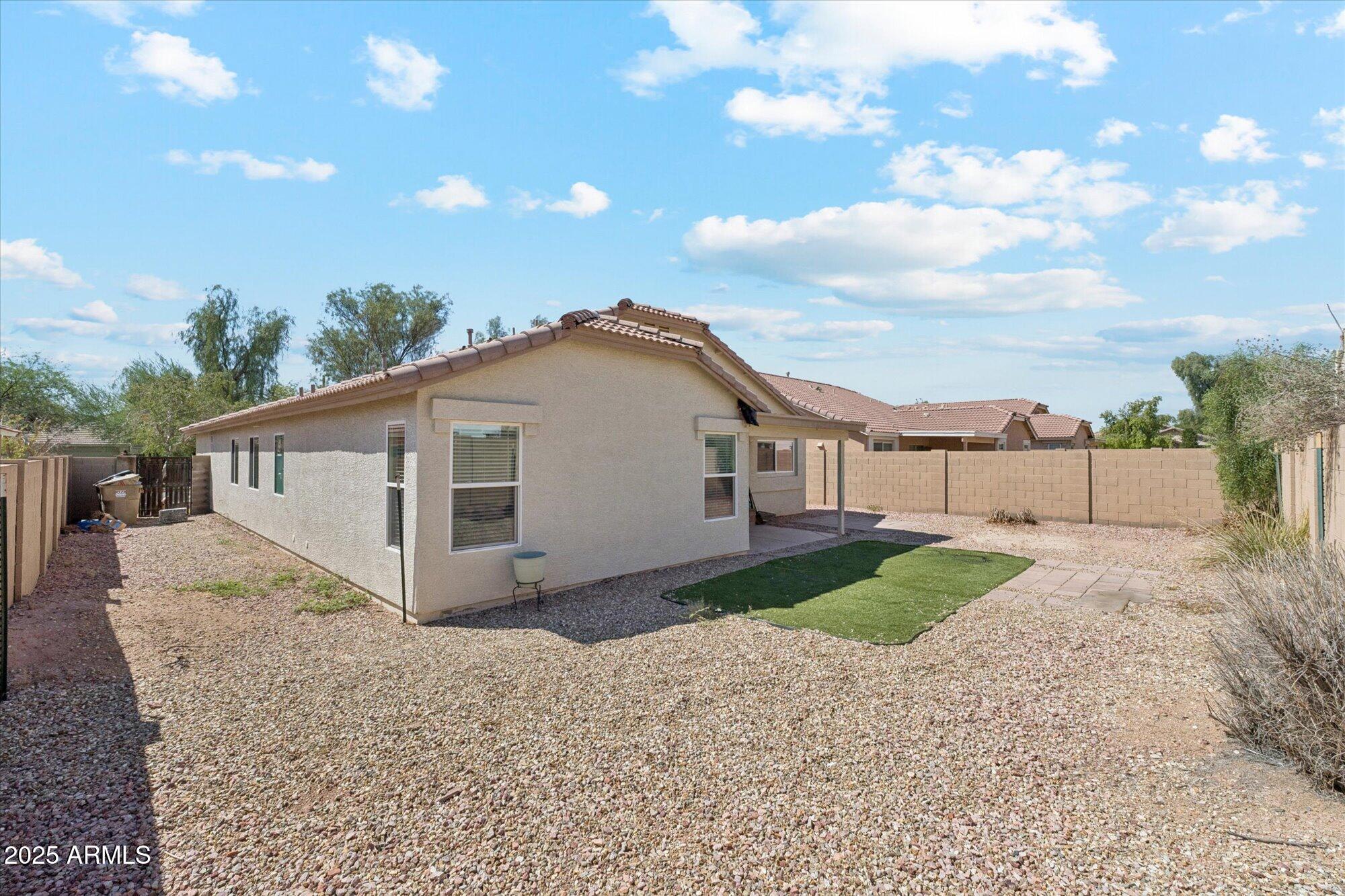 Goodyear, Arizona 85338, United States, 4 Bedrooms Bedrooms, ,2 BathroomsBathrooms,Residential,Active,185279