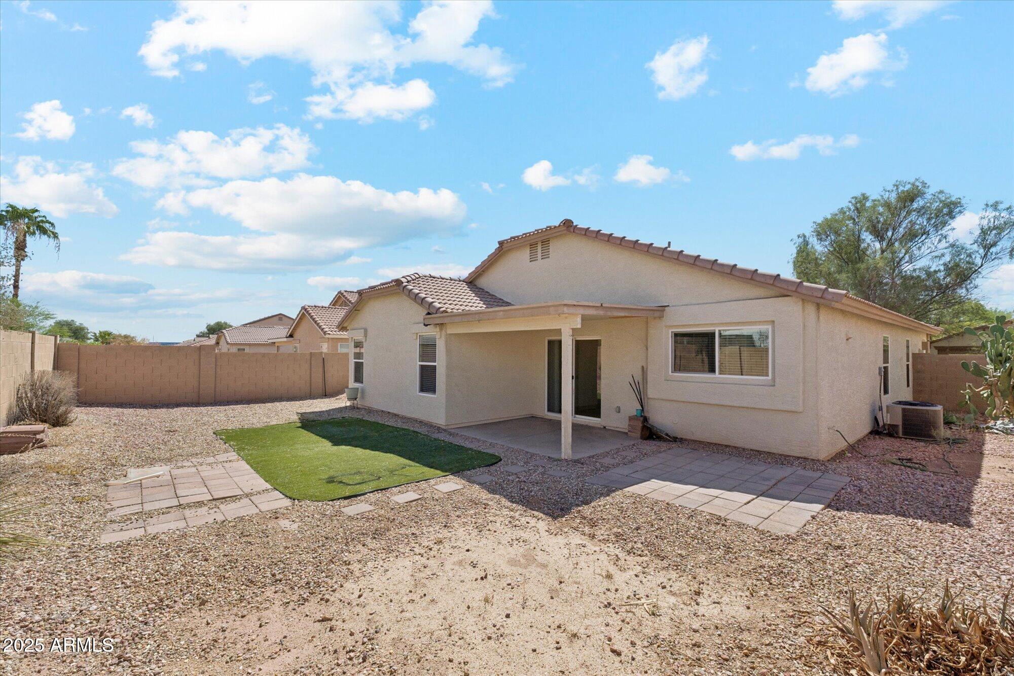 Goodyear, Arizona 85338, United States, 4 Bedrooms Bedrooms, ,2 BathroomsBathrooms,Residential,Active,185279