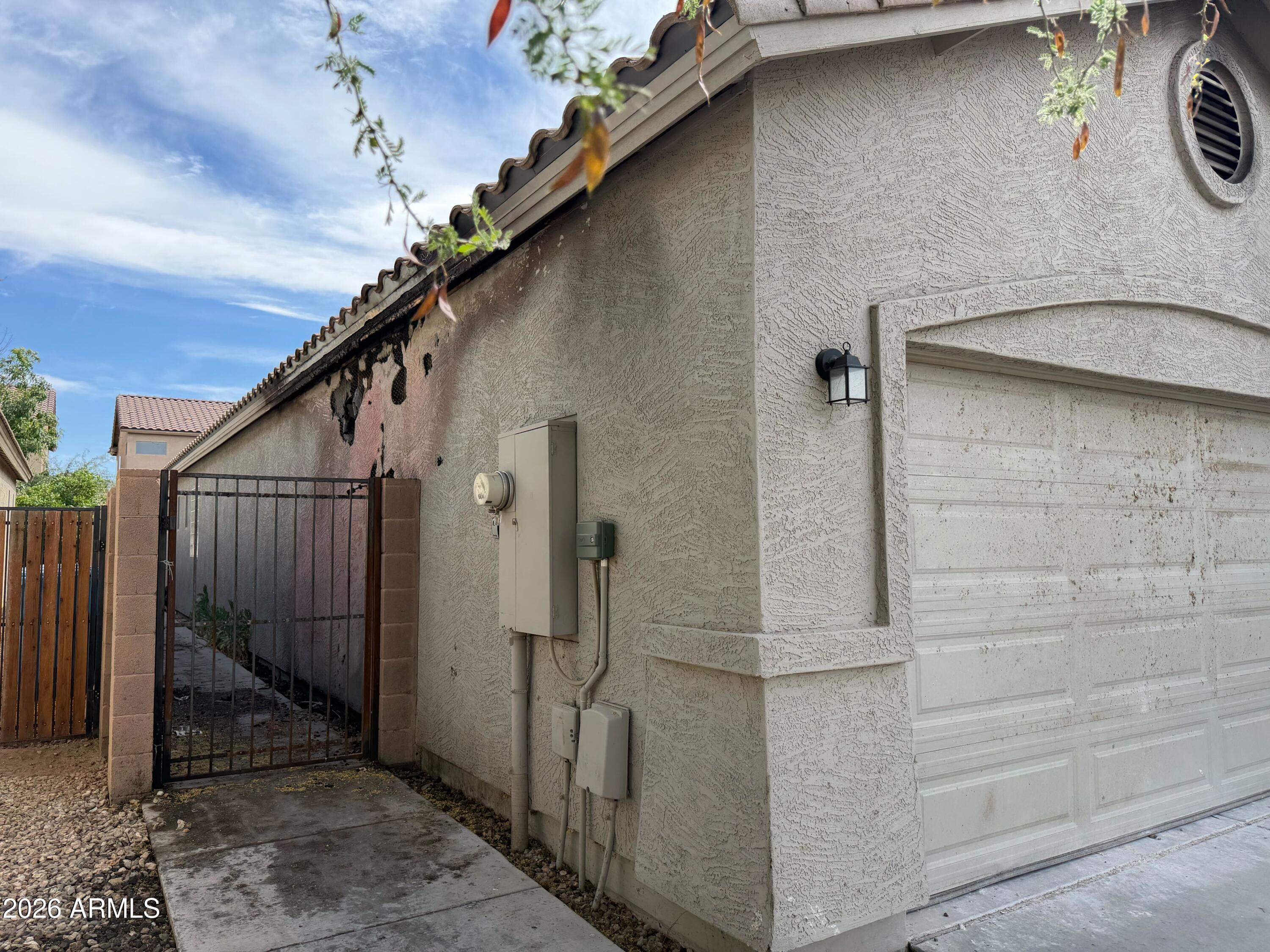 10141 W ILLINI Street