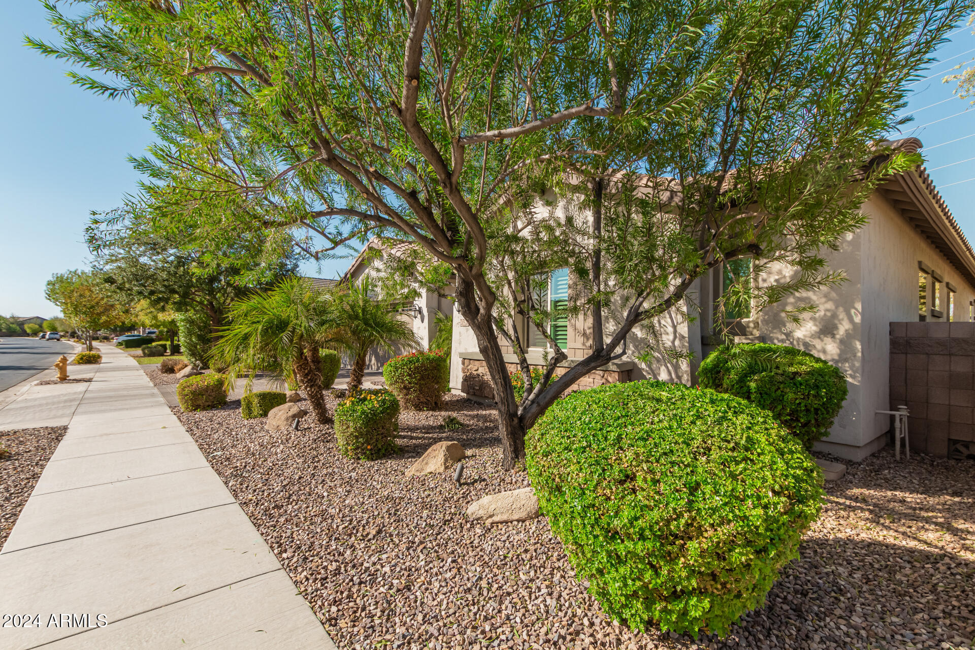 20526 E RAVEN Drive