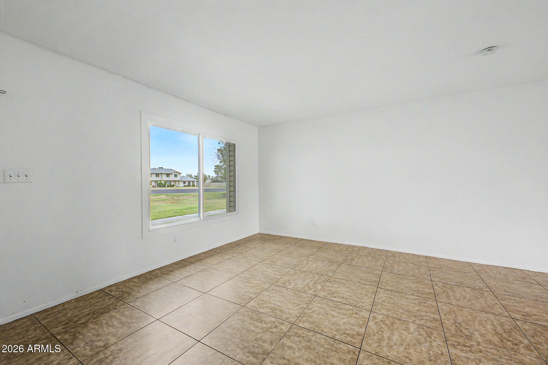 1204 E DUNBAR Drive