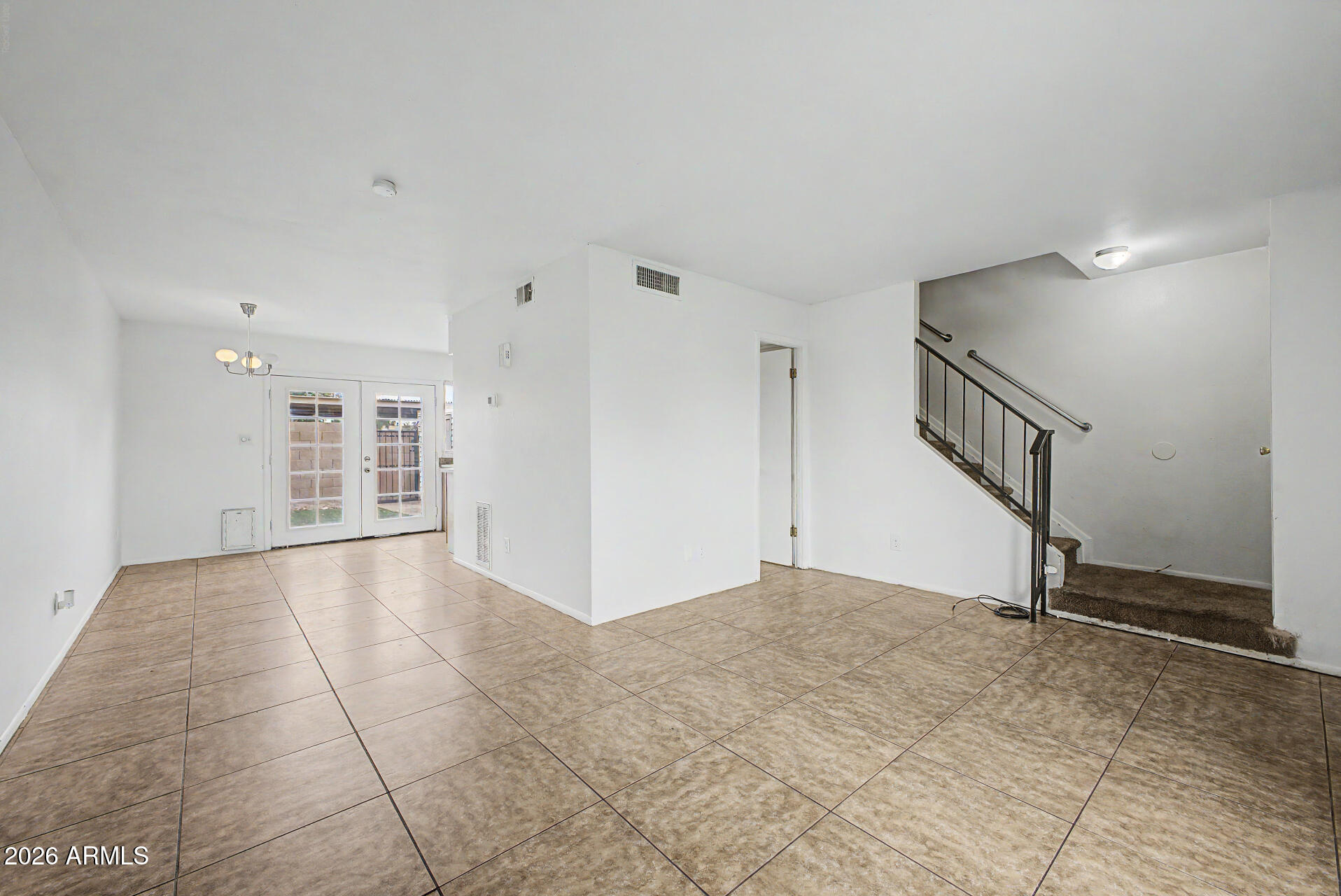 1204 E DUNBAR Drive