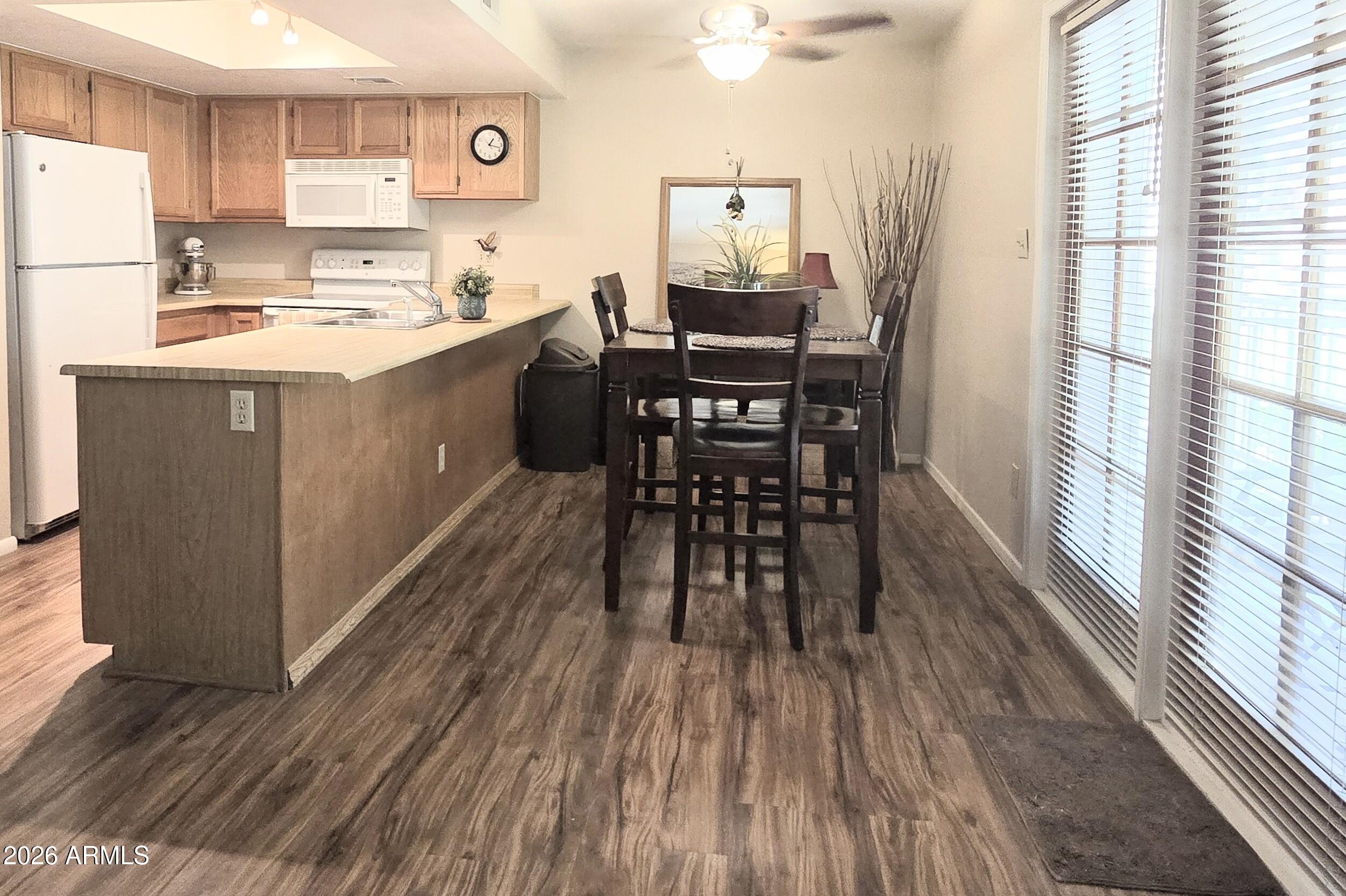 18811 N 19TH Avenue 2006