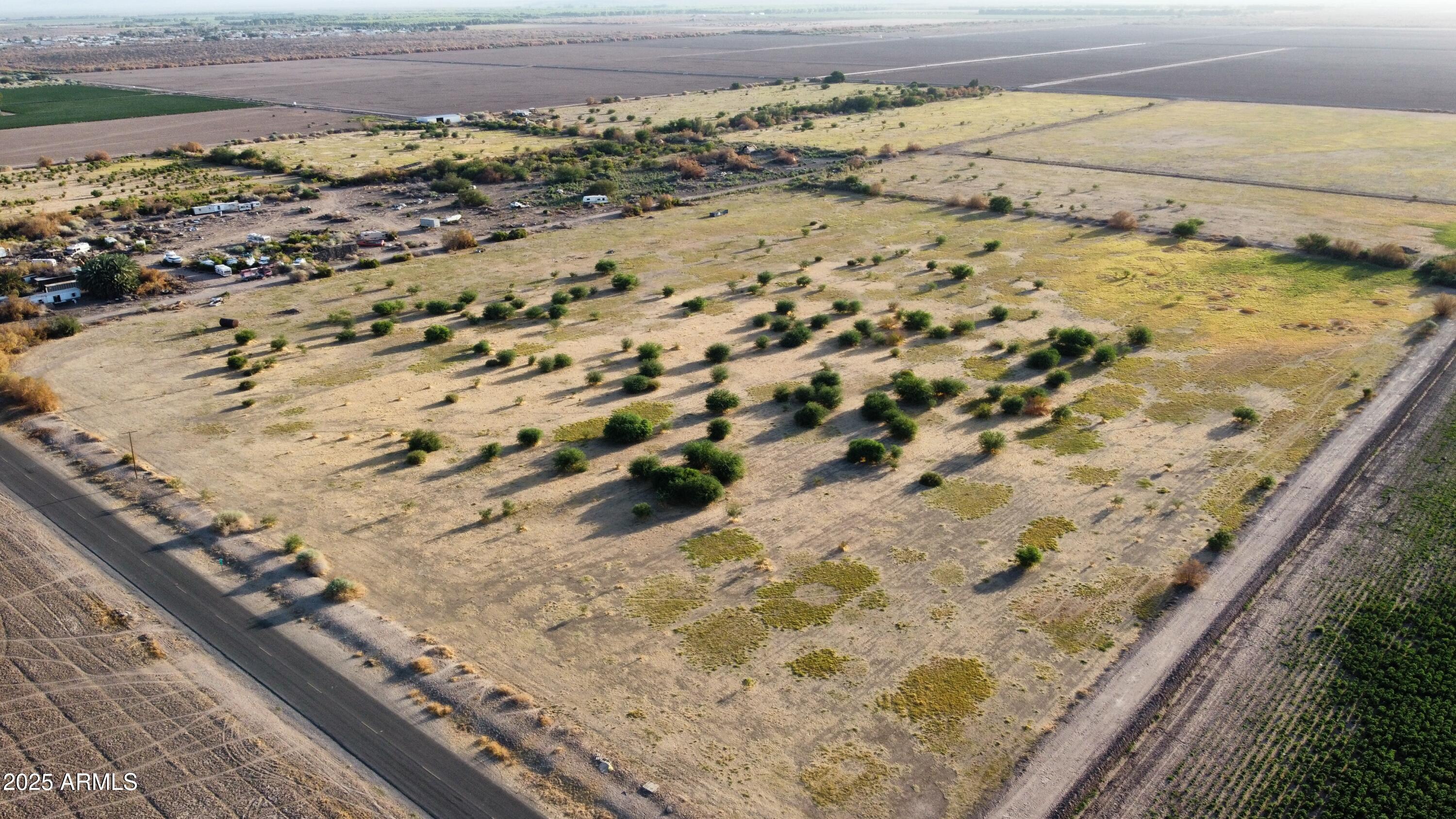 64500 River Road -