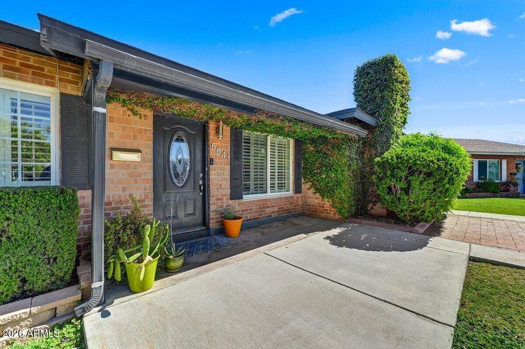 Photo of 5641 N 8th Drive, Phoenix, AZ 85013 (MLS # 7000368)