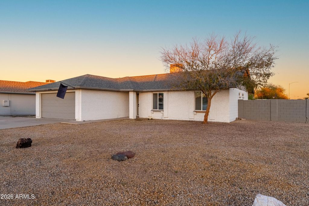 Photo of 8601 N 85th Avenue, Peoria, AZ 85345 (MLS # 6969984)