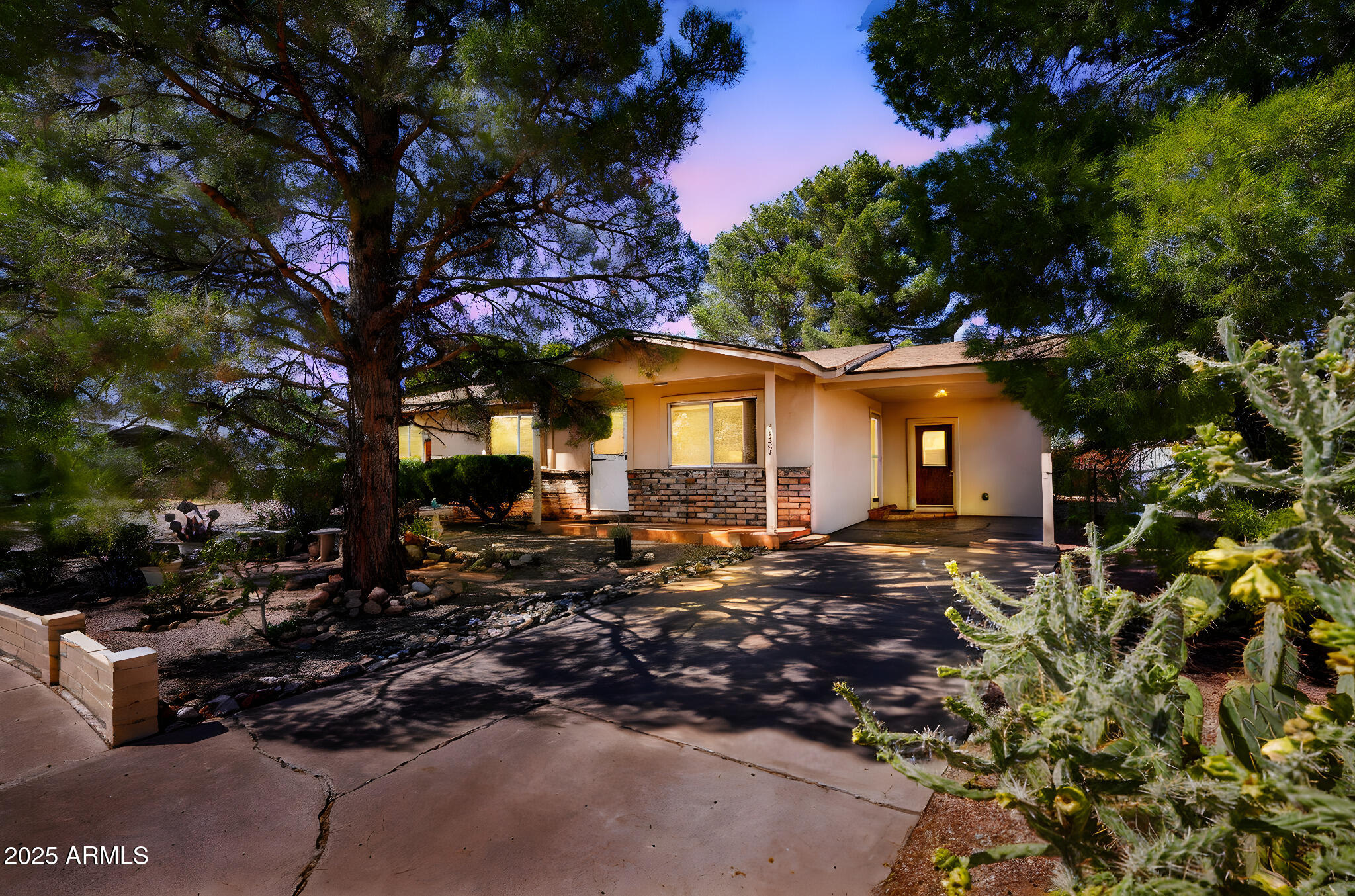 1322 E FIVE STAR Boulevard