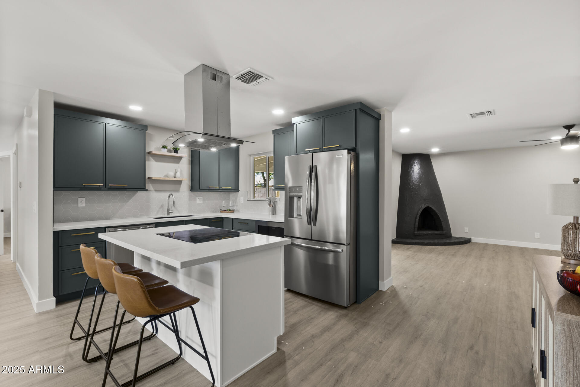 7508 E BEATRICE Street