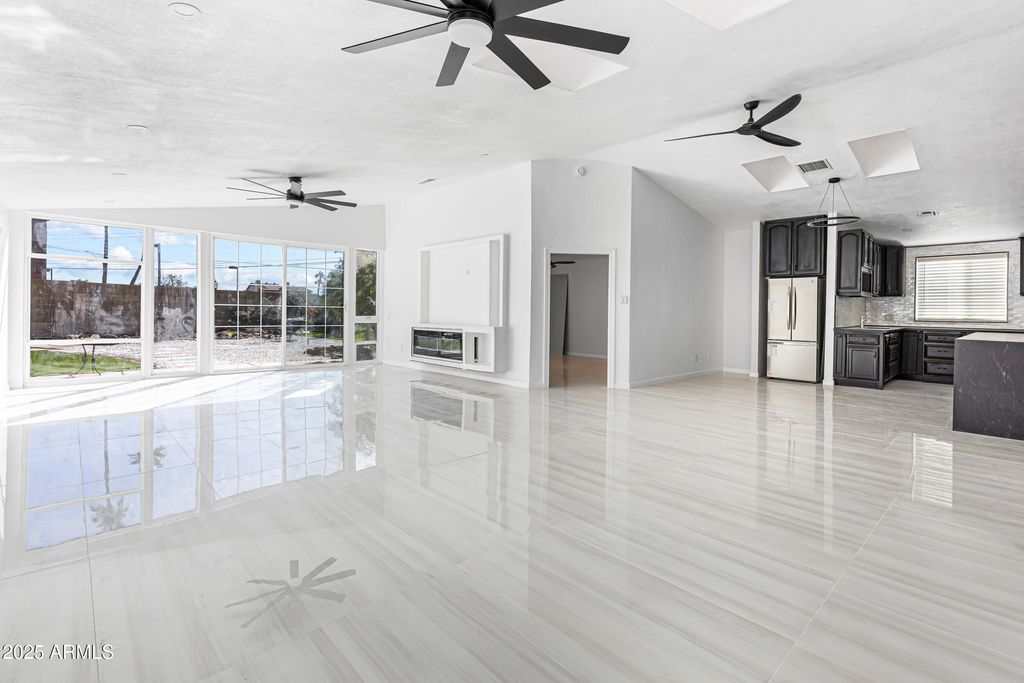 Photo of 4401 W Mcrae Way, Glendale, AZ 85308 (MLS # 6962440)