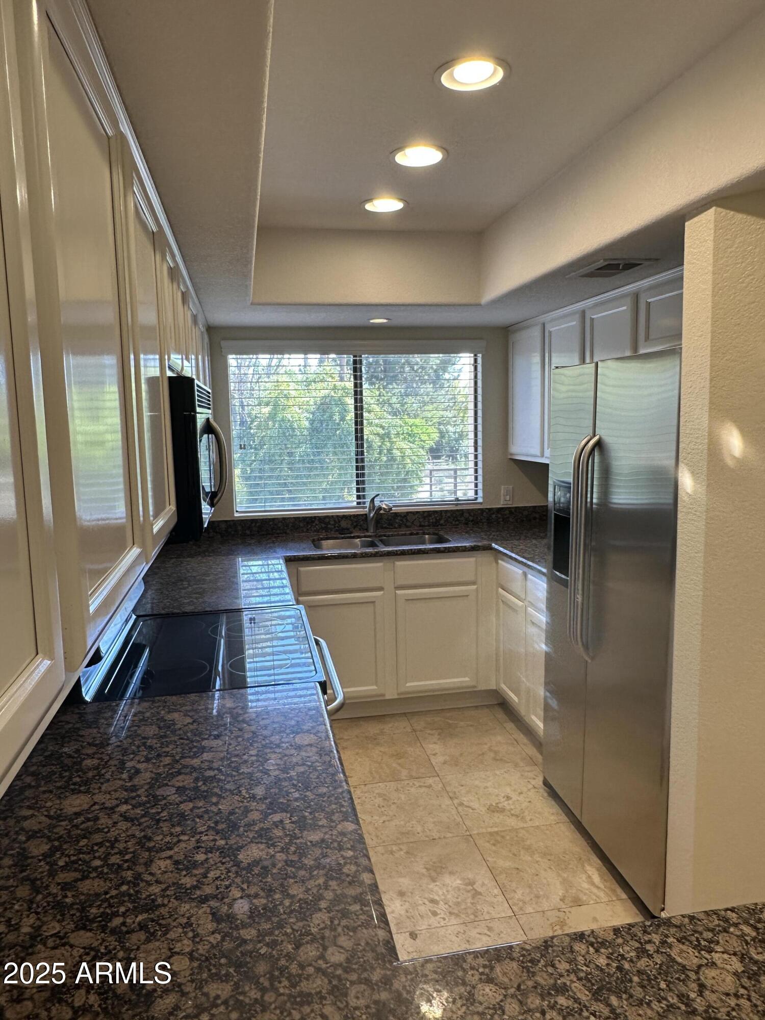 3235 E CAMELBACK Road 207
