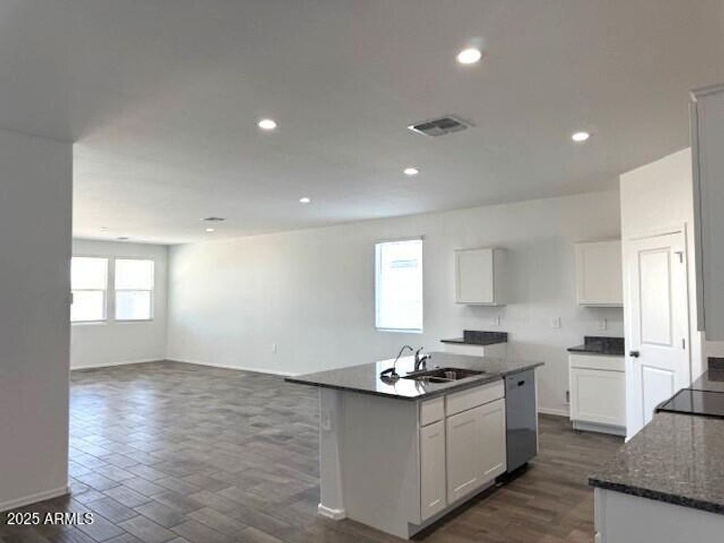 Photo of 1325 W Bealey Avenue, Coolidge, AZ 85128 (MLS # 6898007)