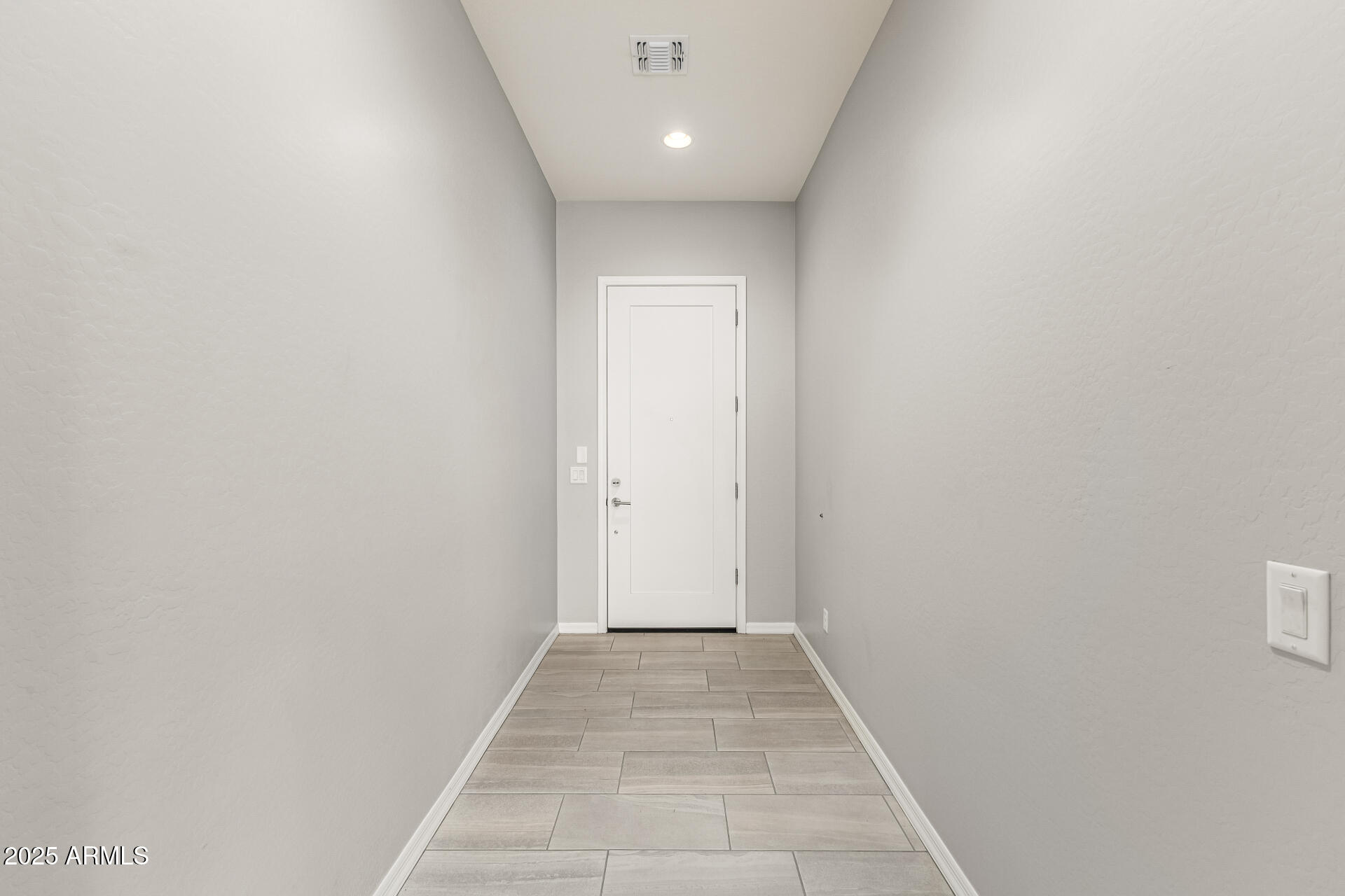 1970 W DESERT HOLLOW Drive