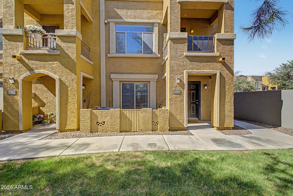Photo of 900 S 94th Street #Apt 1090, Chandler, AZ 85224 (MLS # 7022733)