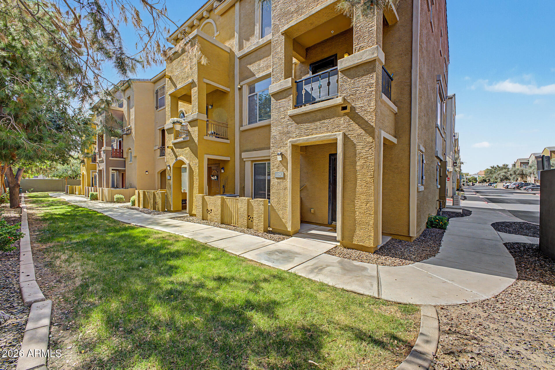 VIA DE CIELO - Residential