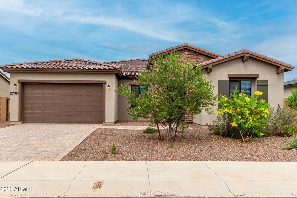 Photo of 8026 W Nicolet Avenue, Glendale, AZ 85303 (MLS # 6932467)