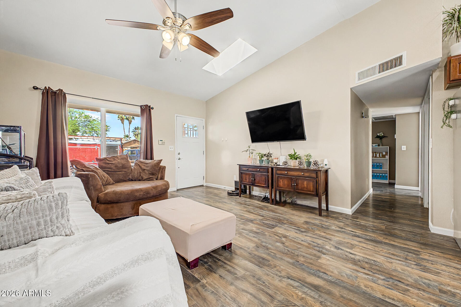 1421 W BENTRUP Street