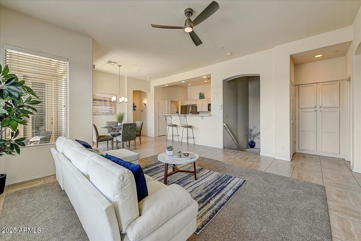 16420 N THOMPSON PEAK Parkway 2101