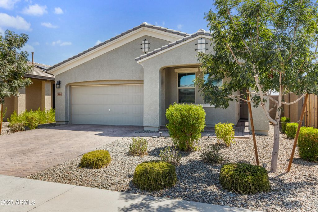 Photo of 5863 N 187th Lane, Litchfield Park, AZ 85340 (MLS # 6907744)