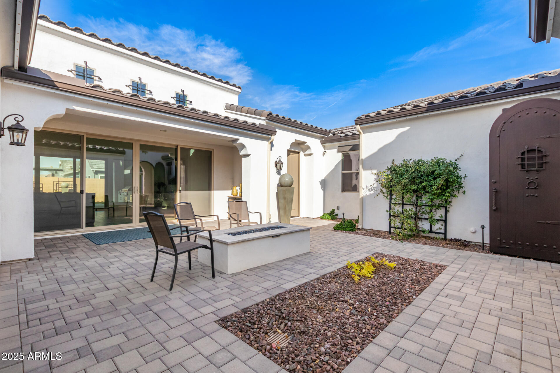 11835 N CASA DEGA Drive