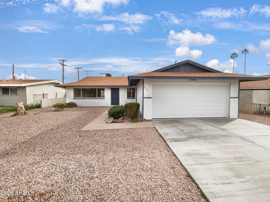 Photo of 8641 N 37th Avenue, Phoenix, AZ 85051 (MLS # 6975102)