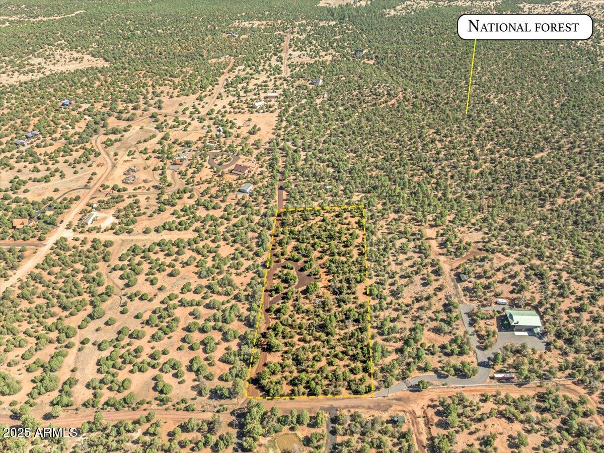 1853 WOOLFORD Road -
