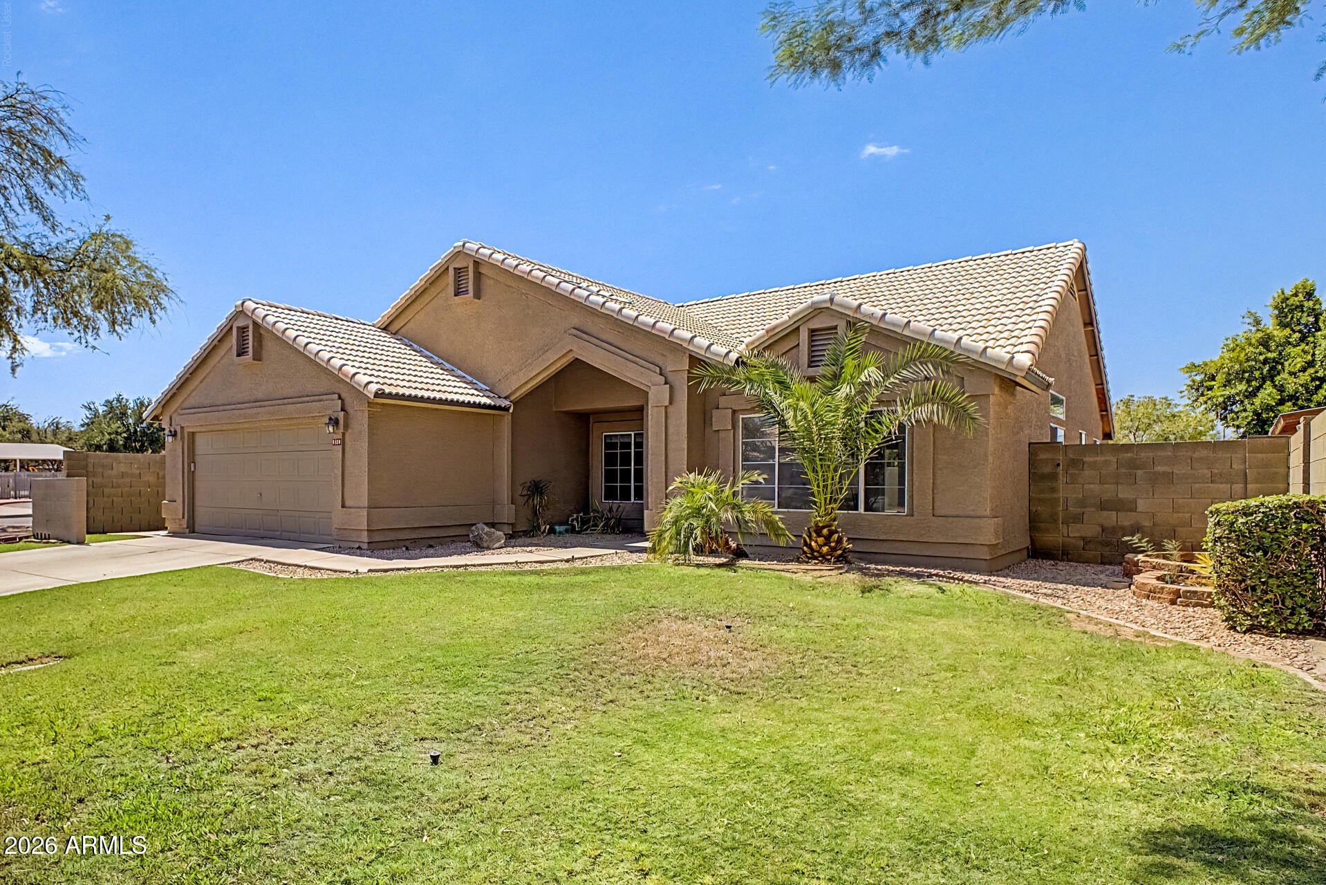 1138 N PHEASANT Drive