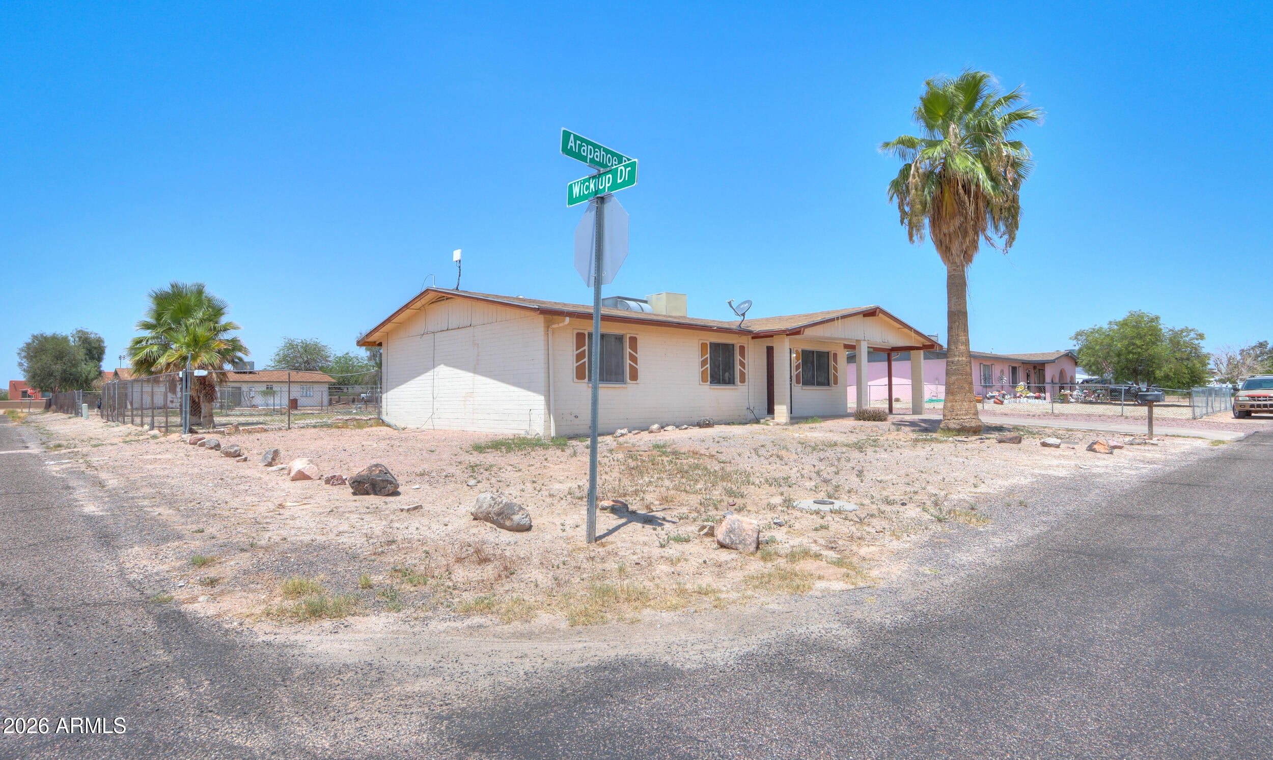 10532 N ARAPAHO Drive