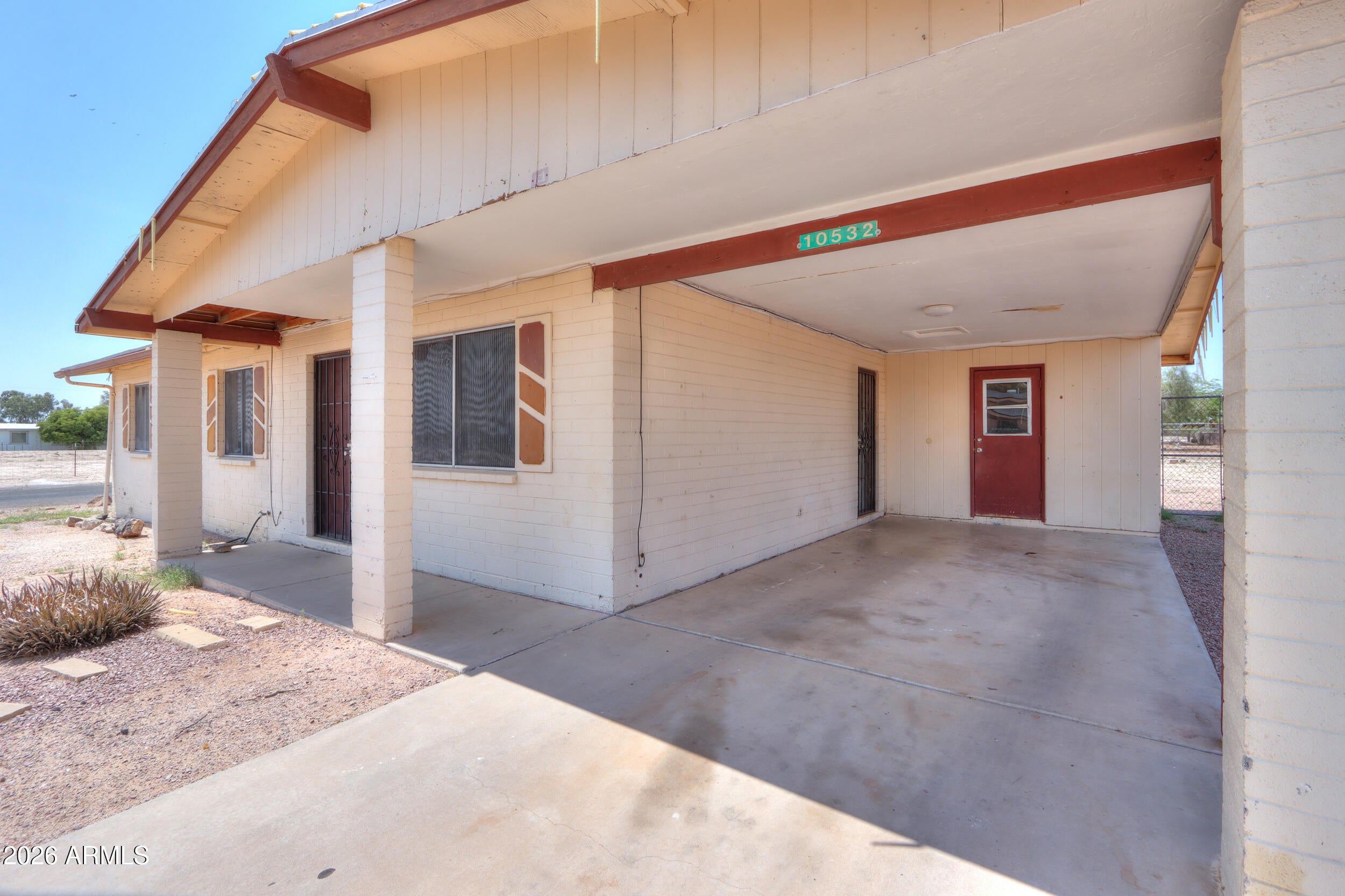 10532 N ARAPAHO Drive