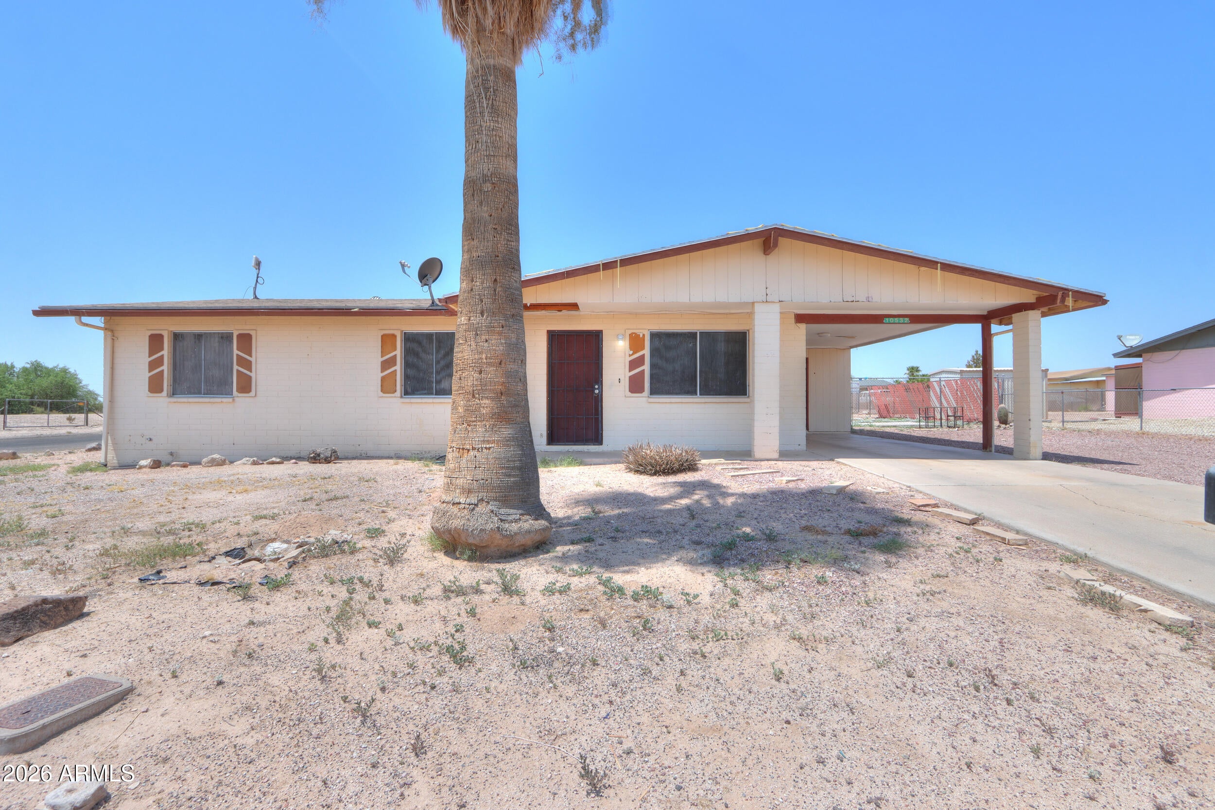 10532 N ARAPAHO Drive