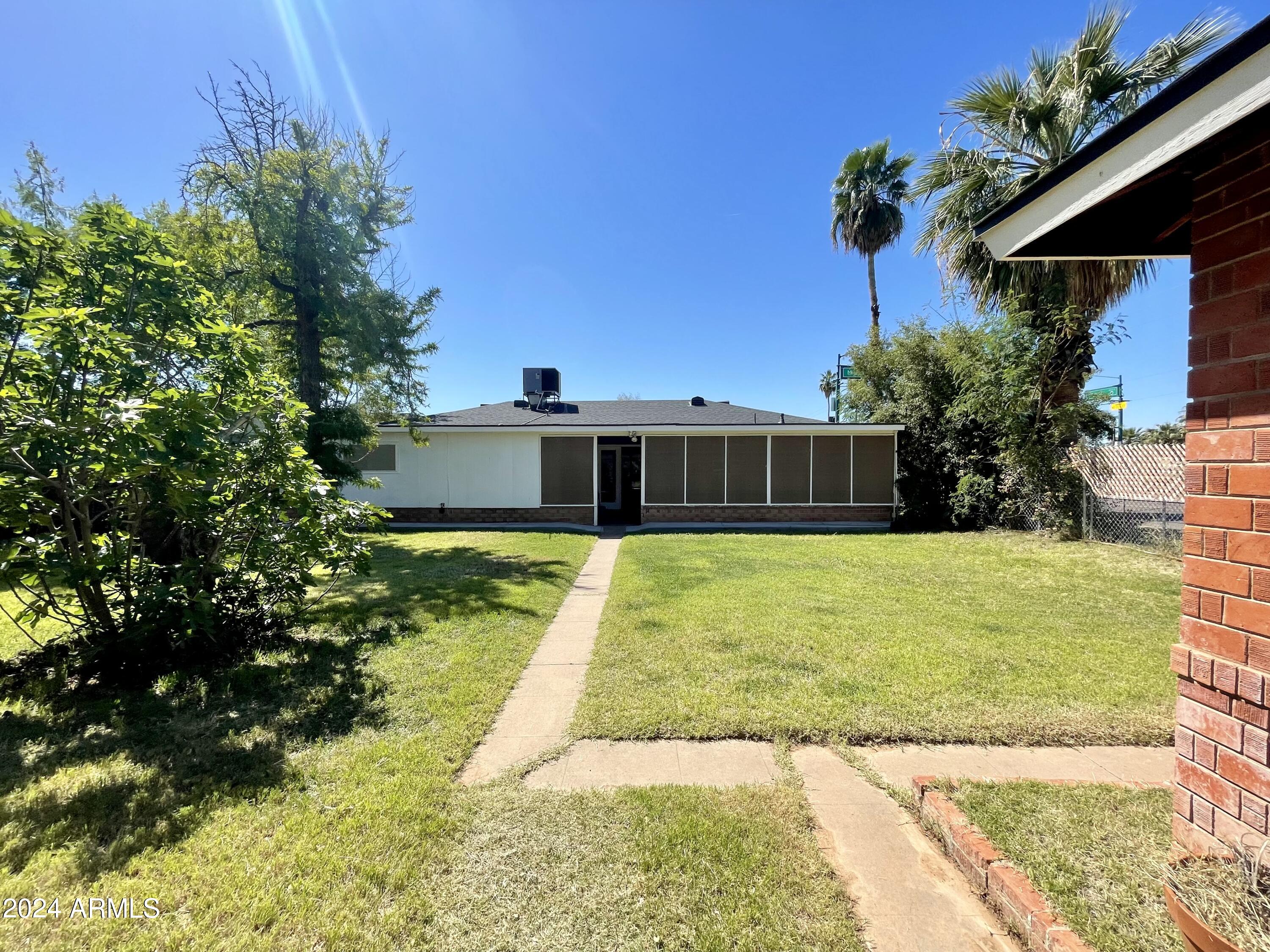 BEVERLY PARK - Residential